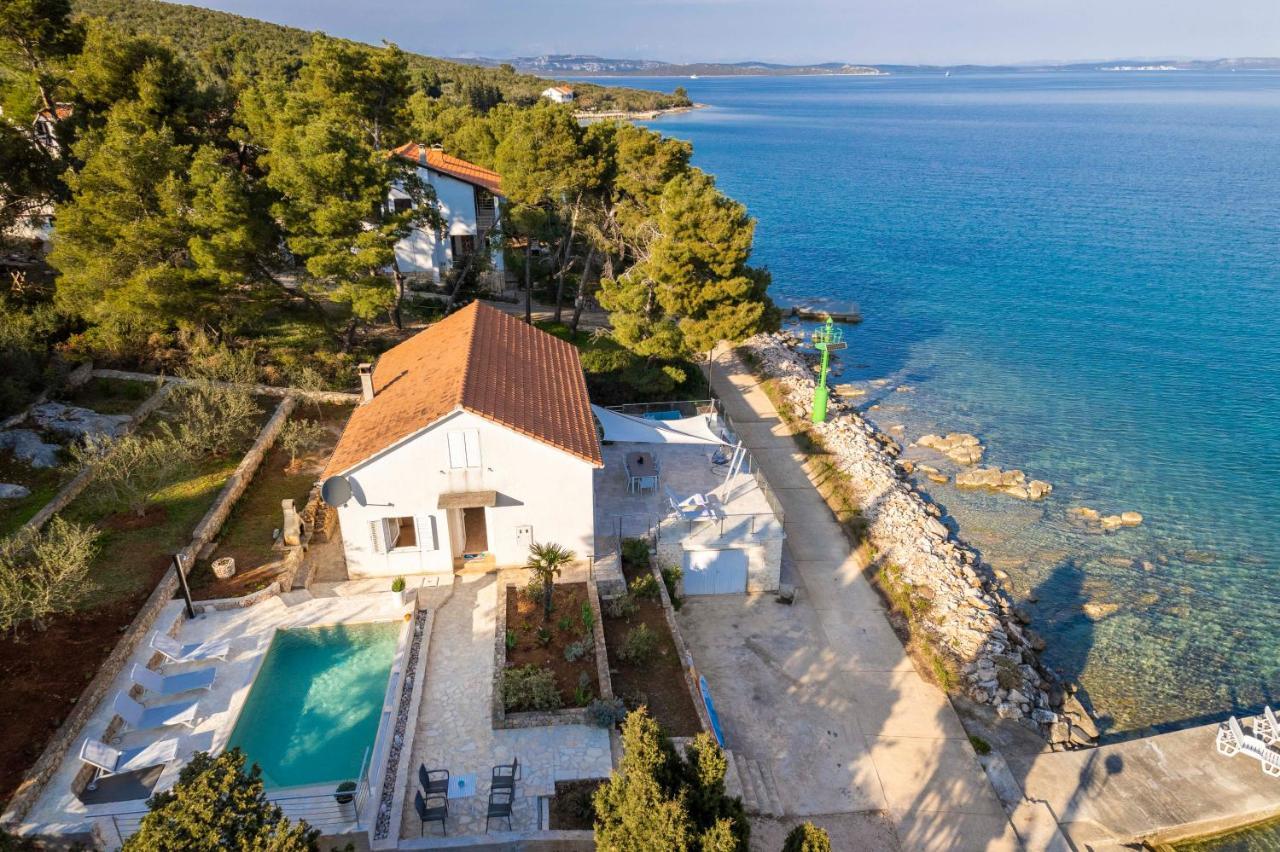 Holiday Home With Swimming Pool - Dugi Otok, Žman Exterior foto